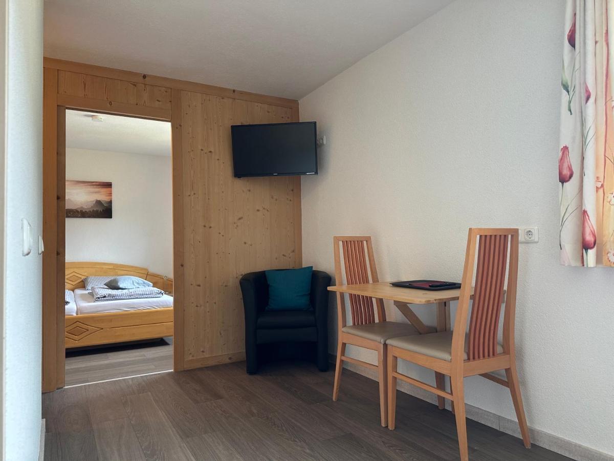 Pension Alpenblick Schattwald Exterior foto