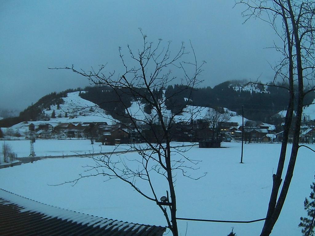 Pension Alpenblick Schattwald Exterior foto